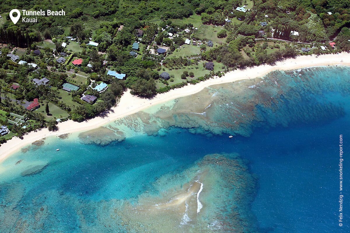 Aerial view of Tunnels Beach snorkeling area, Kauai