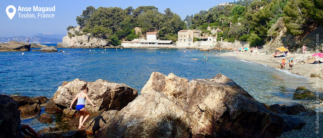 Anse Magaud Beach, Toulon