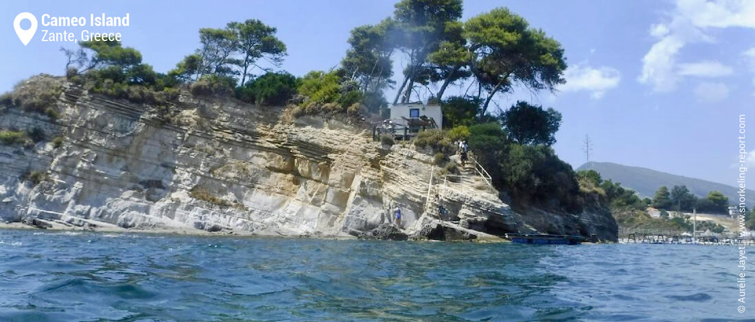 Cameo Island snorkeling entry point