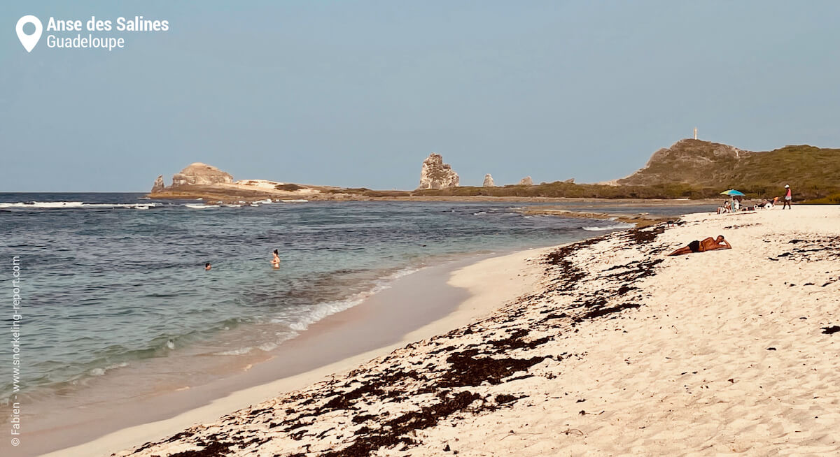 La plage de l'Anse des Salines et la Pointe des Châteaux