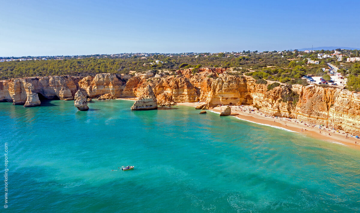 Praia do Marinha, Portugal