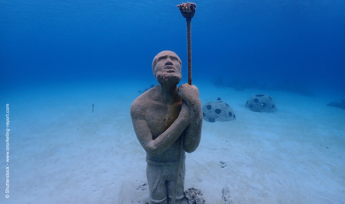 Virtuoso Man sculpture, New Providence